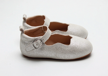 Load image into Gallery viewer, Sparkle White Olivia