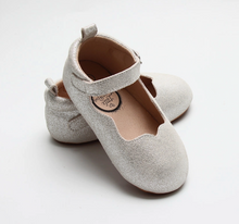 Load image into Gallery viewer, Sparkle White Olivia