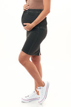 Load image into Gallery viewer, First Glance Denim Skirt - Washed Black