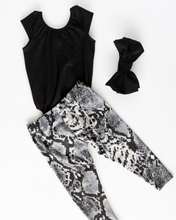 Load image into Gallery viewer, Maggie Cap Sleeve Leotard - Black