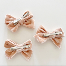 Load image into Gallery viewer, Peony Velvet Bow