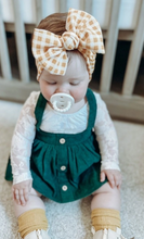 Load image into Gallery viewer, Fallon Corduroy Suspender Skirt - Feelin' Pine