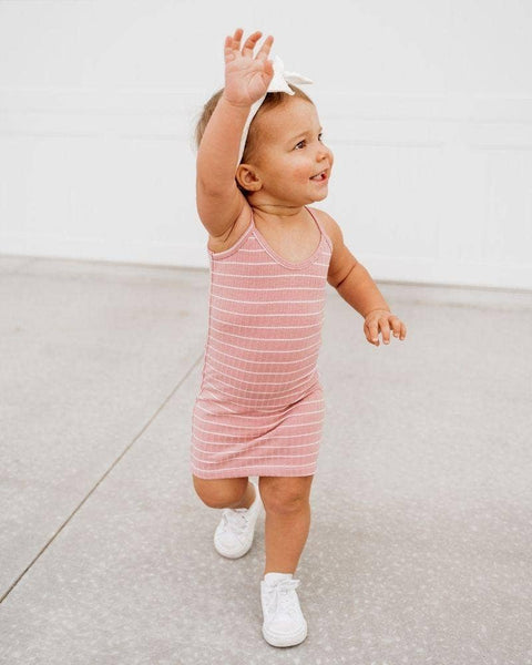 How to Dress Your Baby for Summer Vacation