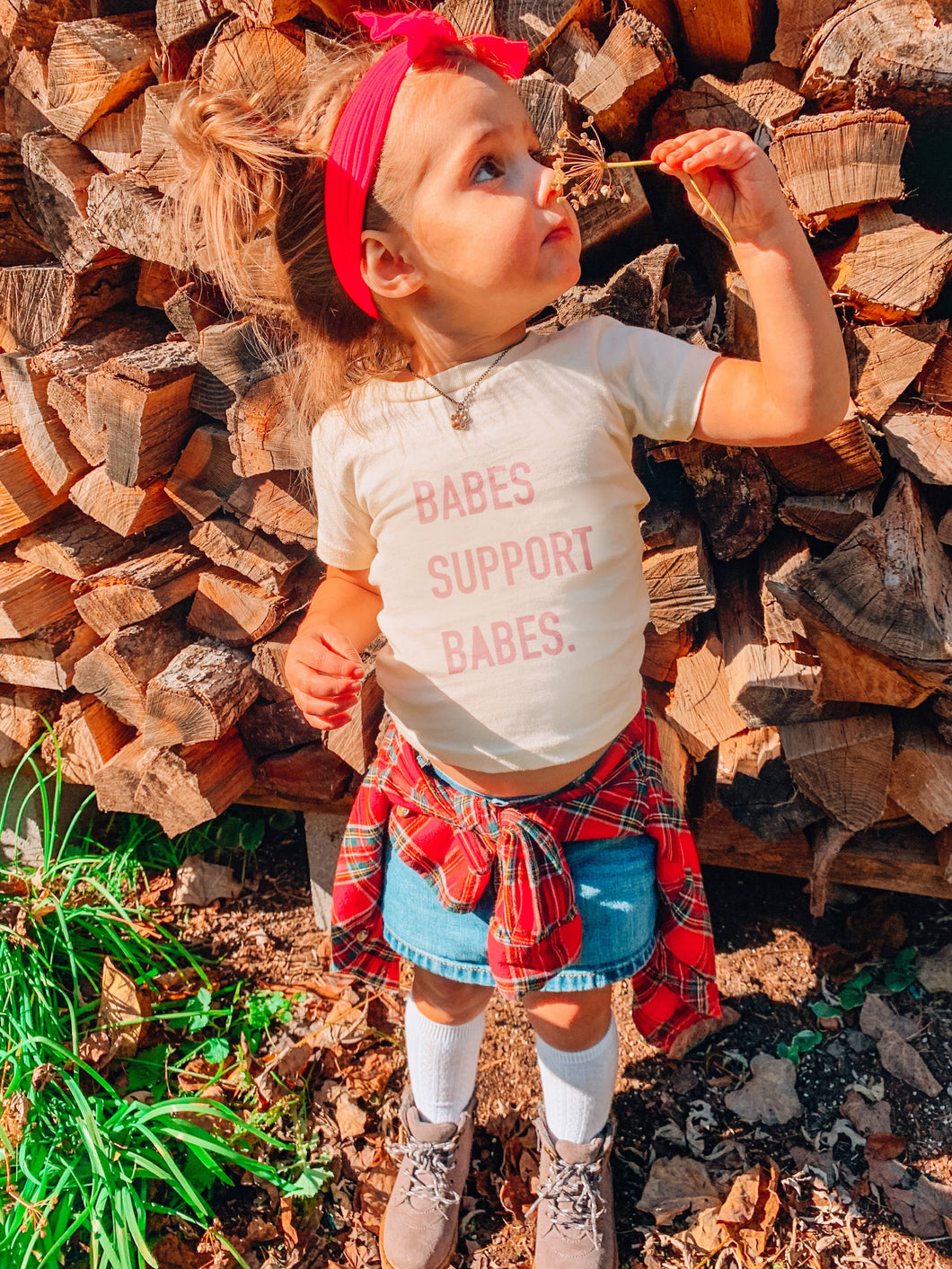 Babes Support Babes - Tee